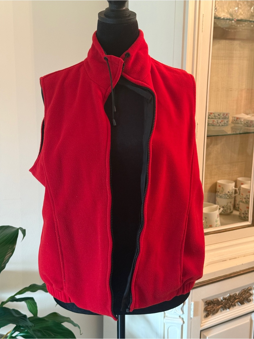 Red Fleece Zip-Front Men's Vest